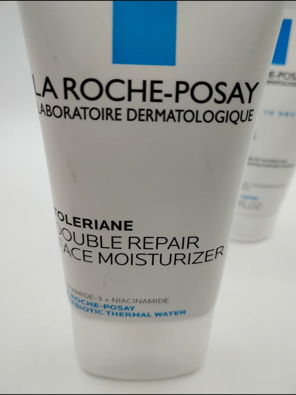 La Roche-Posay Effaclar Duo Dual Action Acne Cleanser & Prebiotic Thermal Water - Picture 7 of 9